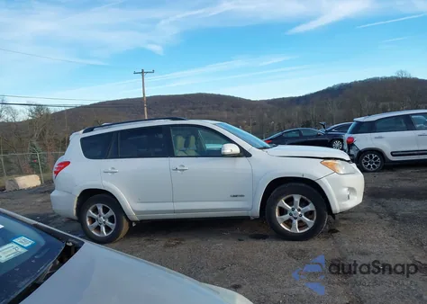 2010 Toyota Rav4 Limited z USA, uszkodzony, nr VIN 2T3DF4DV5AW050614